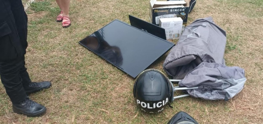 ladrones detenidos 2 - 3