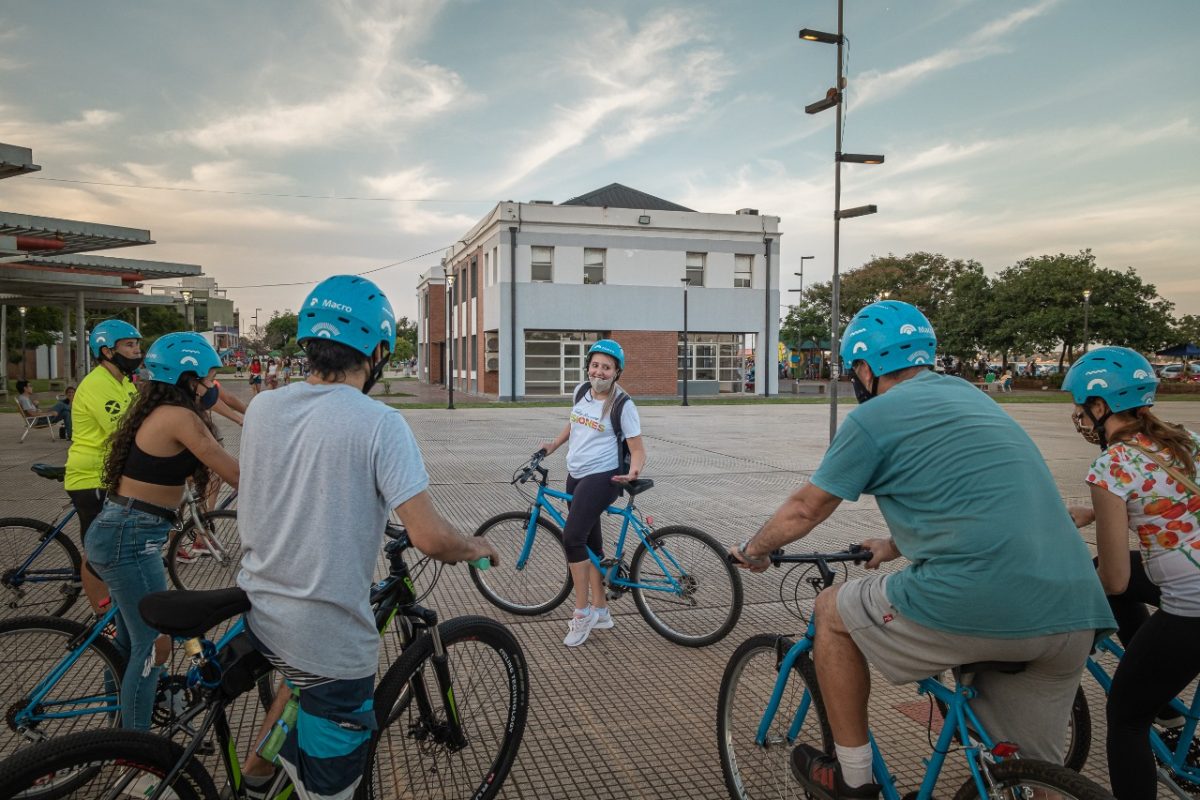 La primera quincena de enero produjo un movimiento económico de 308 millones de pesos en Posadas 4 8 - Posadas 11 - 7