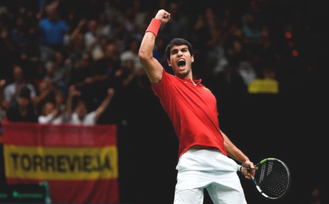 Tenis