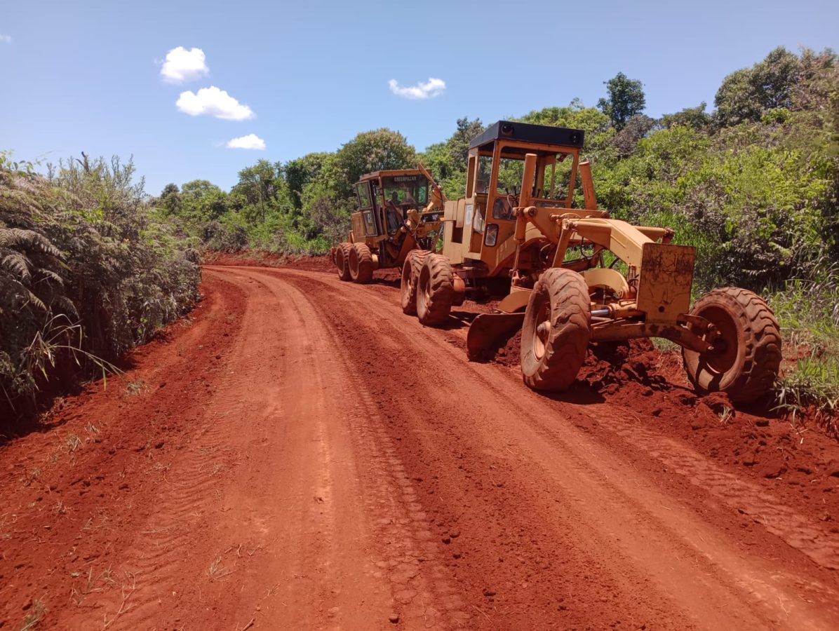 Vialidad Provincial trabaja en conservación a lo largo de la ruta provincial 18