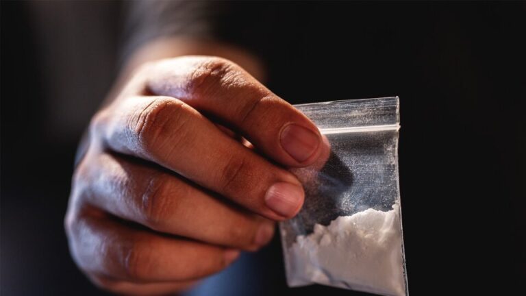 Santa Fe: identifican dos casos de intoxicaciones por cocaína adulterada