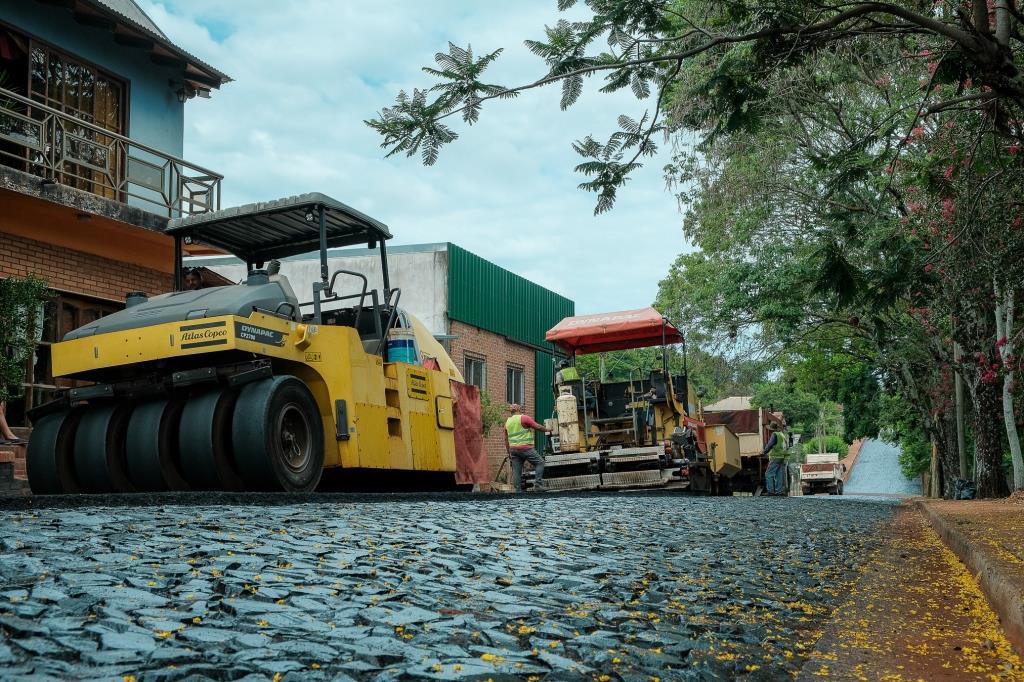 Capioví estrenará 10 nuevas cuadras asfaltadas 2 4 - DPV ASFALTO CAPIOVI 2 - 3
