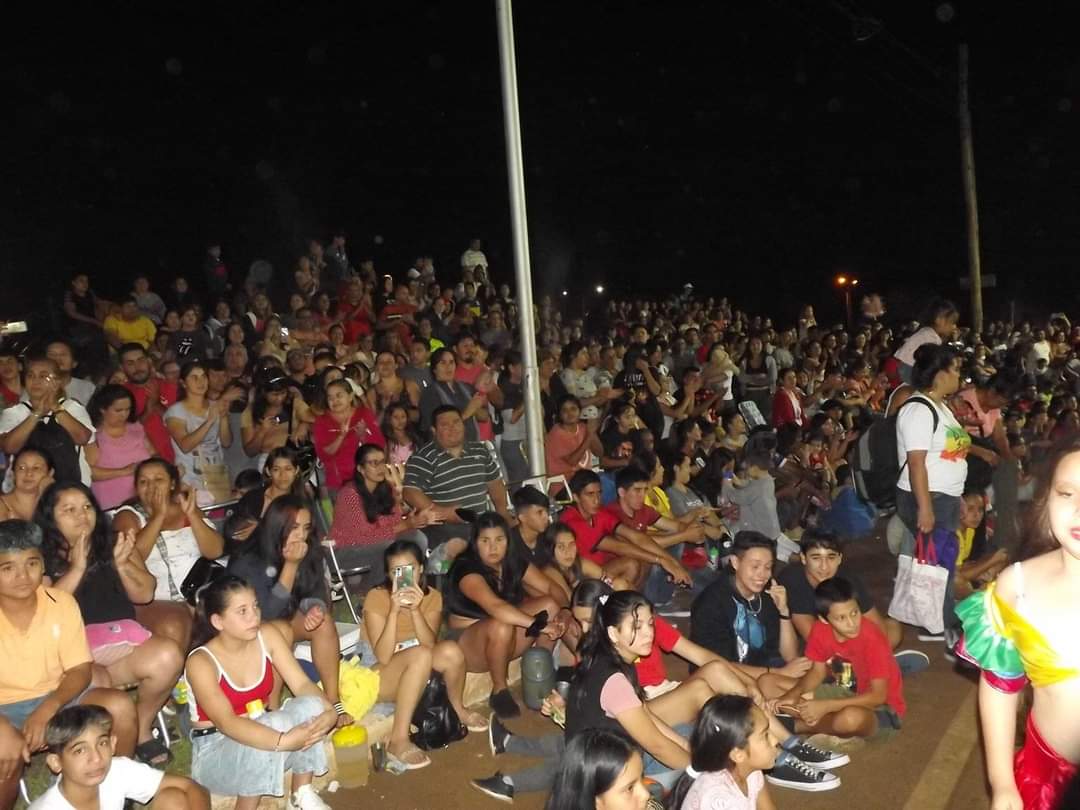 Los carnavales posadeños se despidieron a puro ritmo en Itaembé Guazú