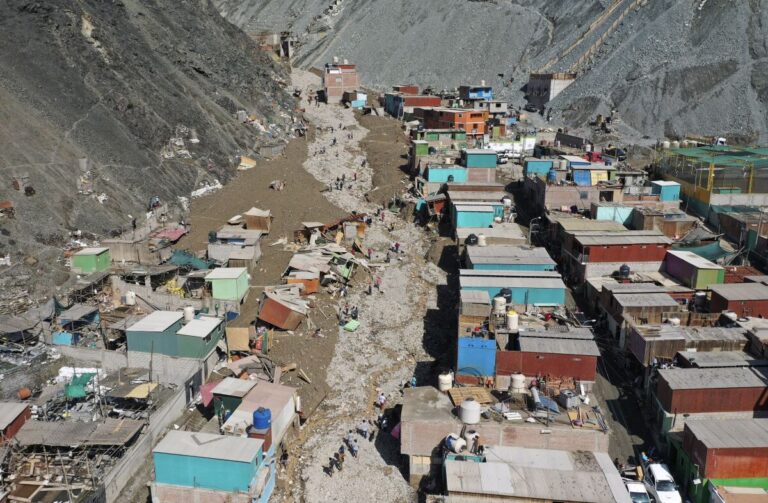Perú: al menos 40 muertos tras diversos aludes por las lluvias