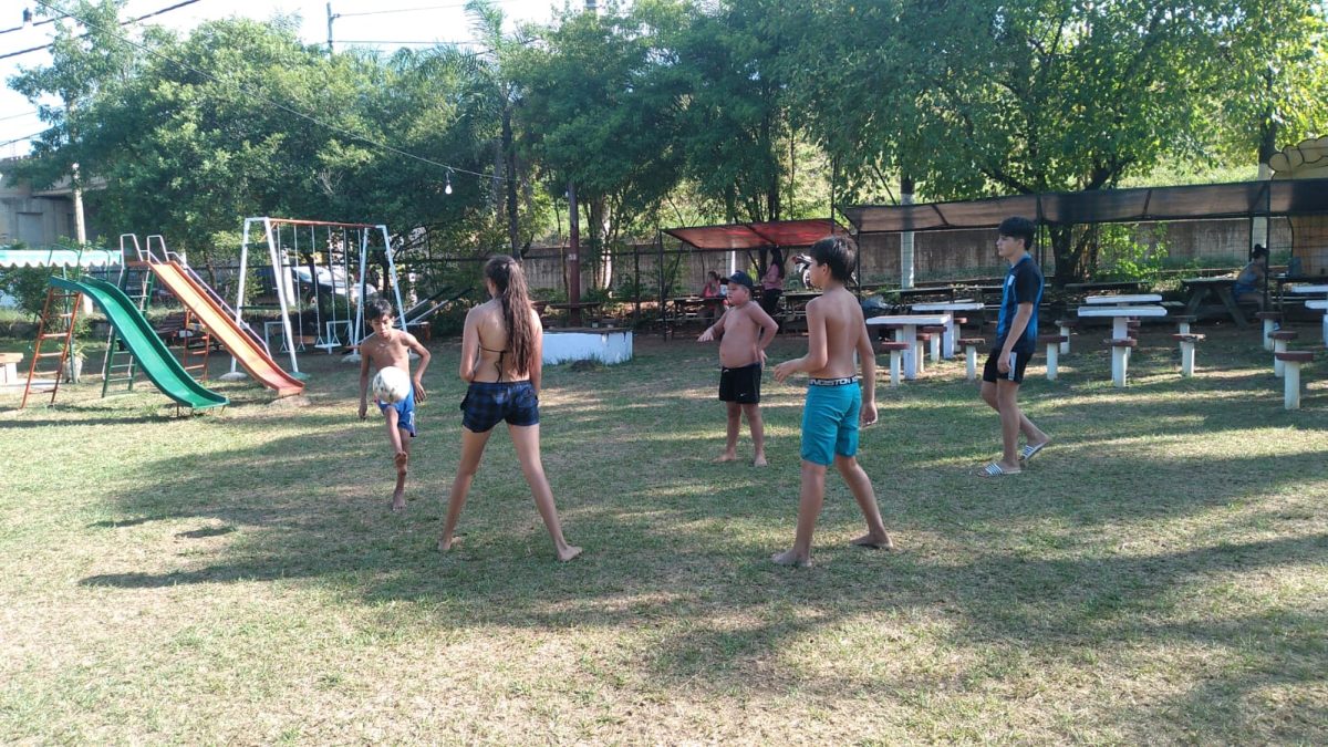 Garupá: los niños disfrutan de la Colonia de Vacaciones organizada por la Municipalidad