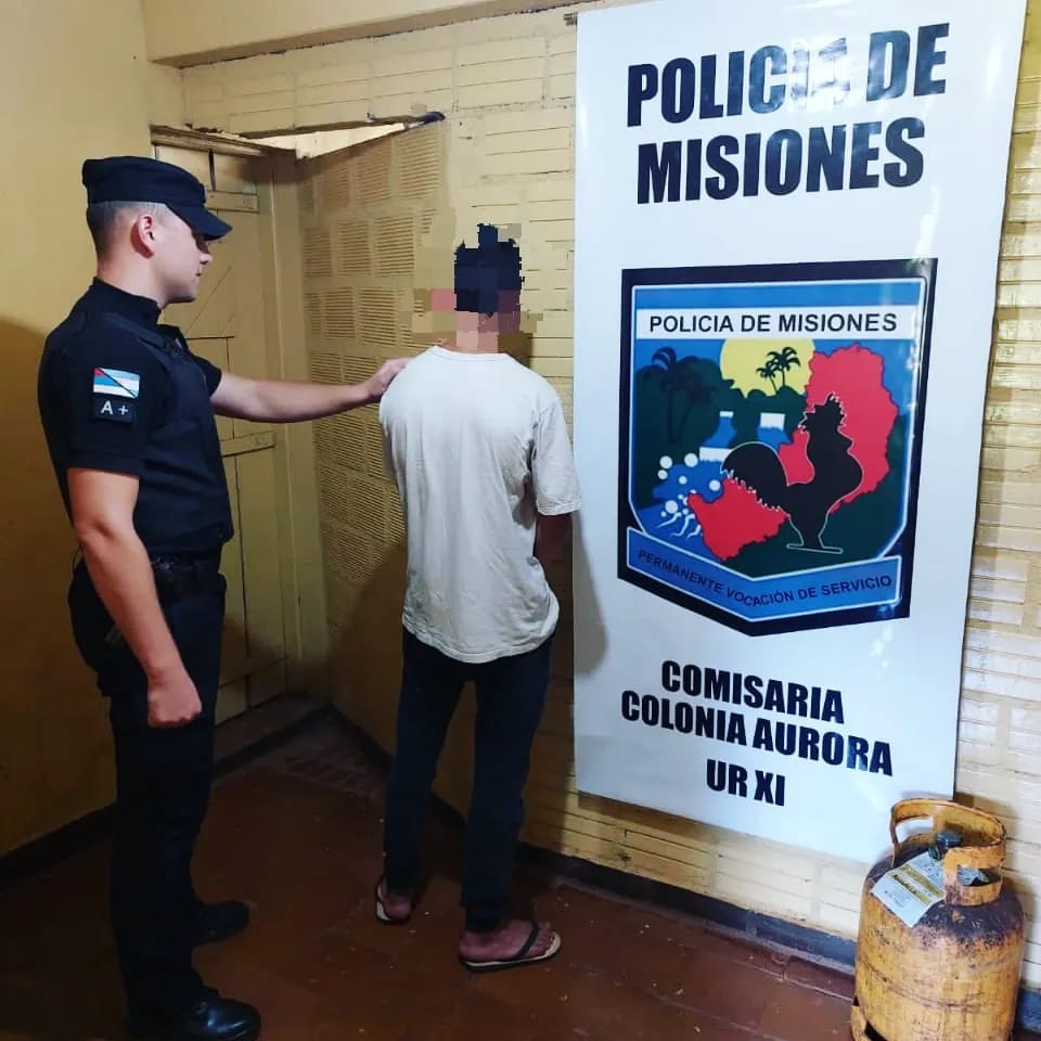 Detuvieron a once personas acusadas de robar elementos en varios municipios 6 12 - detenidos y elementos recuperados 6 - 11