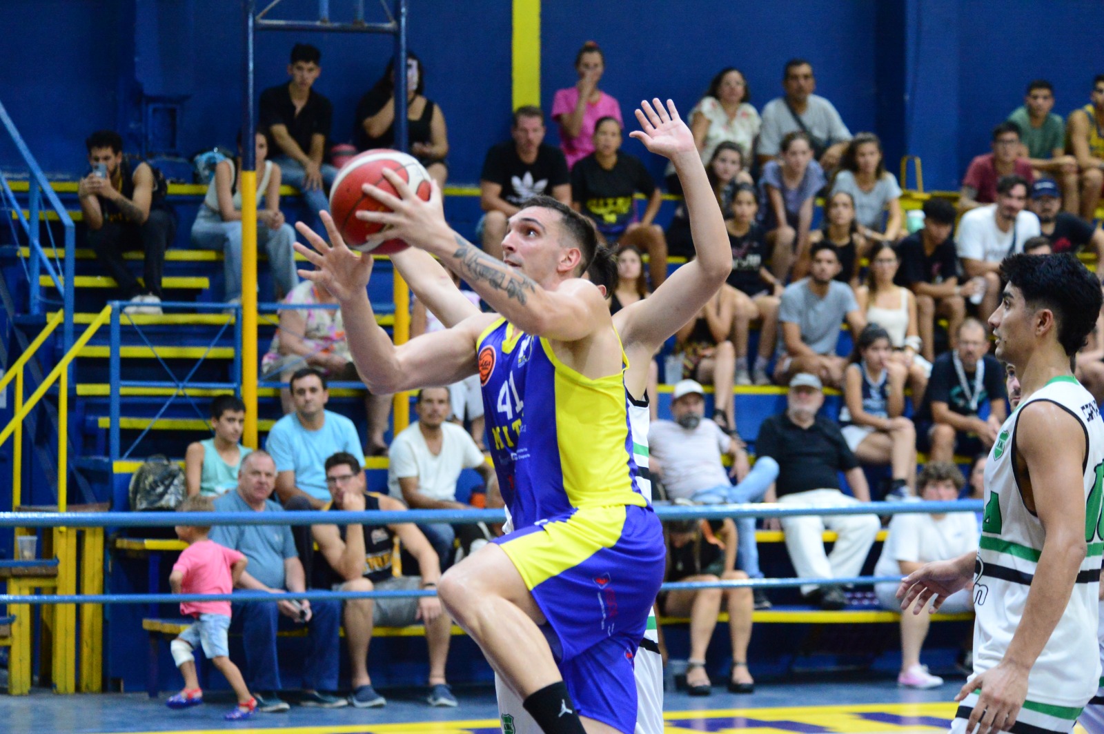 Liga Federal de Básquetbol: Mitre festejó ante su público