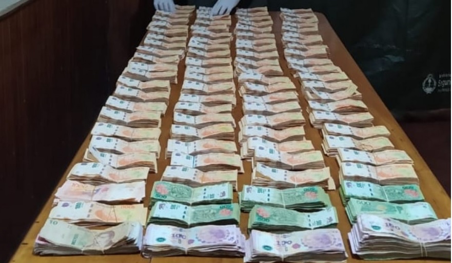 Alba Posse: interceptaron a personas que viajaban con más de 8 millones de pesos sin aval legal