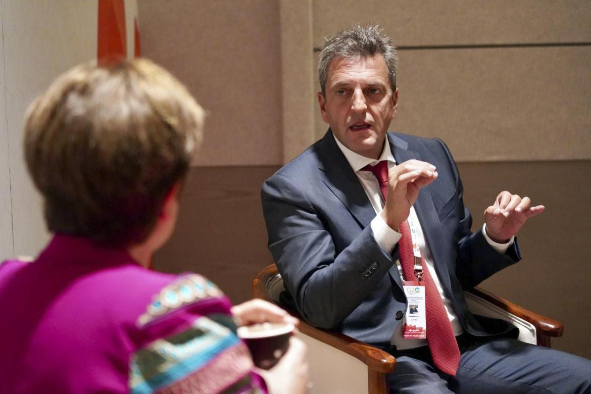 Acuerdo con el FMI: cambio de metas de reservas 2023 y desembolso de USD5.200 millones