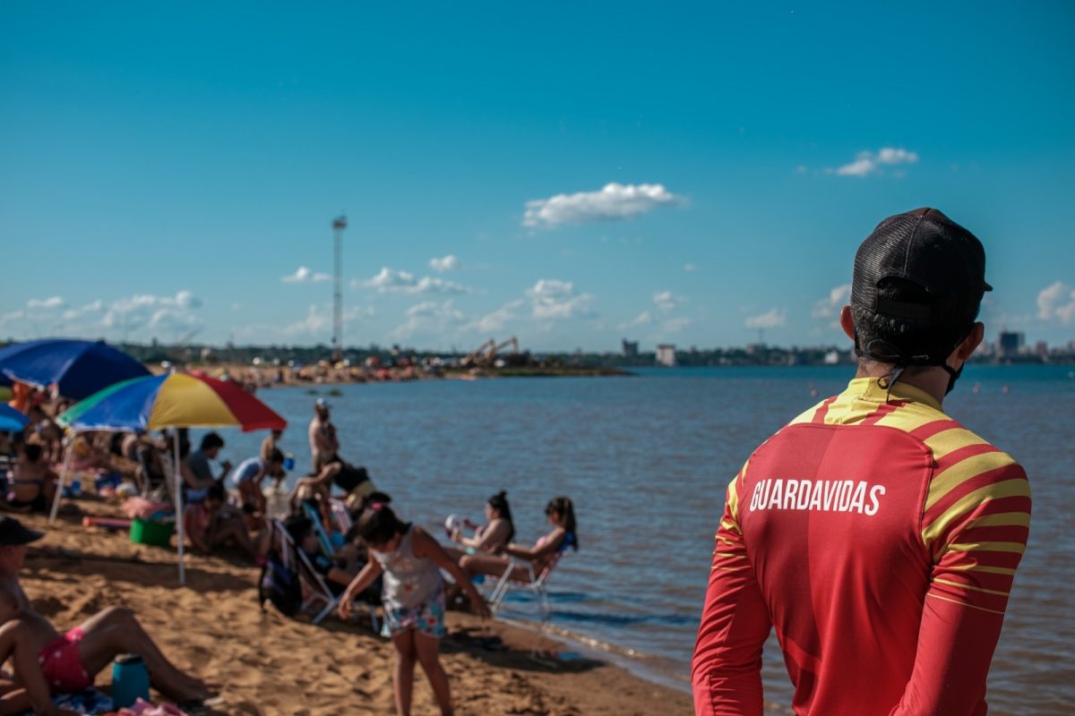 Posadas: las playas seguirán bajo el cuidado de los guardavidas todo el año 2 4 - IMG 20230314 WA0045 - 3