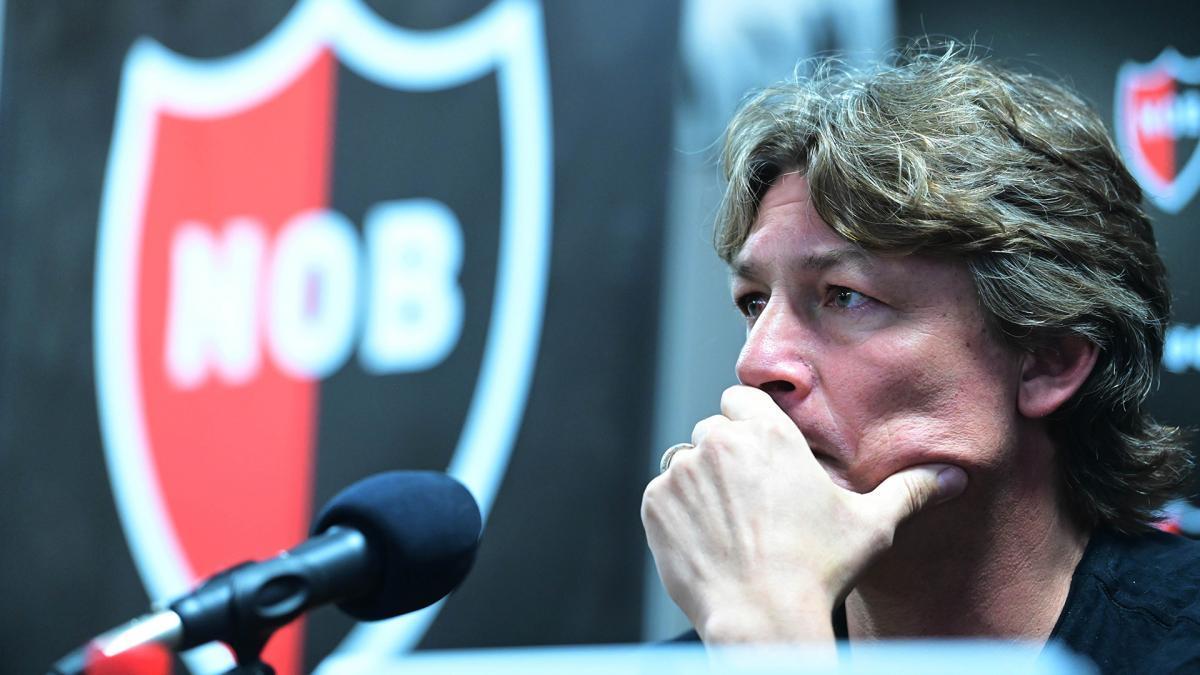Heinze sobre el ataque a Messi: "Esto lo aleja de Newell's"