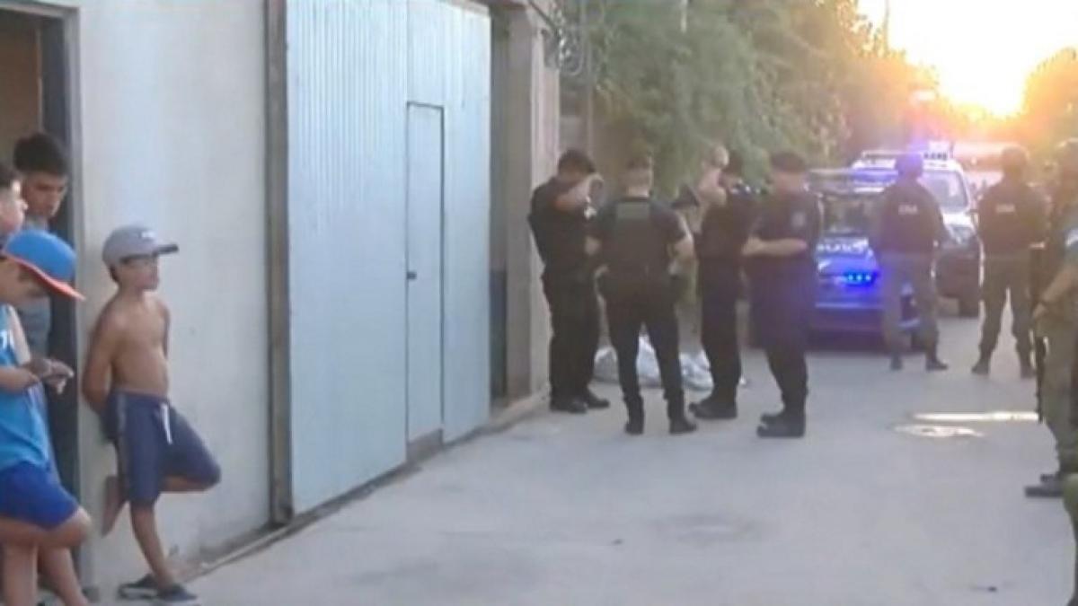 Rosario: balearon un local de garrafas a pocos metros del lugar del crimen del niño de 11 años