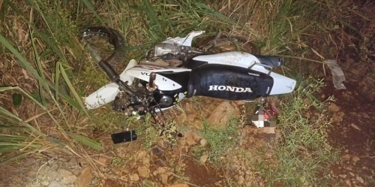 Motociclista está grave tras choque frontal en San Vicente