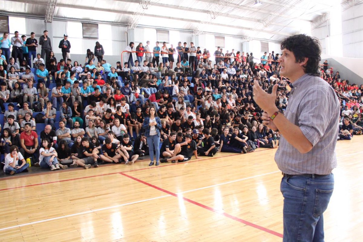 Charla Dr. Damin CEDEMU 1 - 9