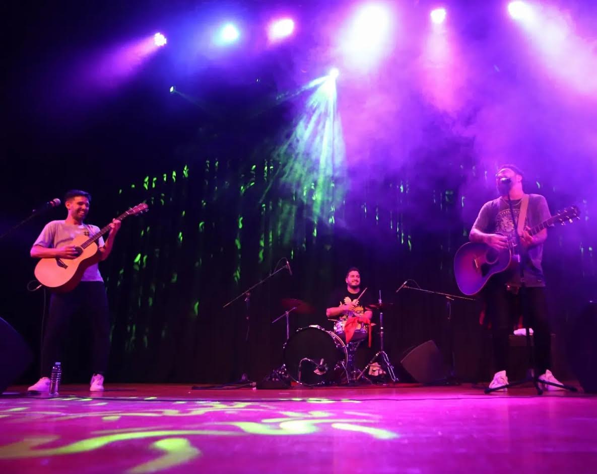 "Cruzando el Charco" y un show que quedará en la memoria de los posadeños 1 2 - Cruzando 1 - 1