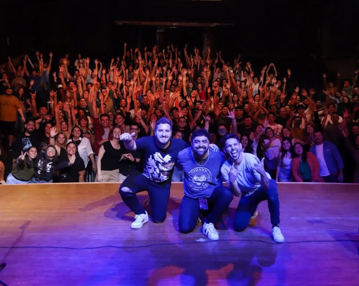 "Cruzando el Charco" y un show que quedará en la memoria de los posadeños 2 4 - Cruzando 2 - 3