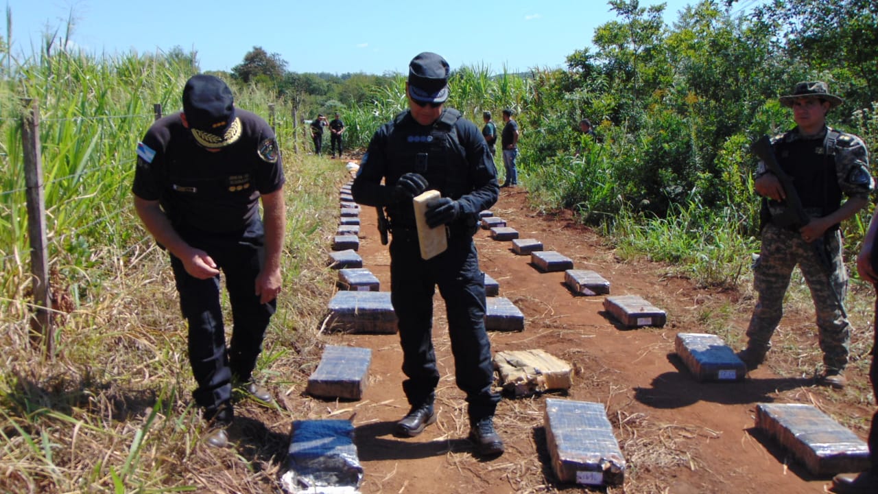 Golpe al narcotráfico en Puerto Piray: secuestraron más de una tonelada de marihuana valuada en $500 millones