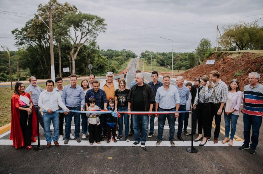 Habilitaron el acceso pavimentado a Almafuerte y descubrieron una estatua de Andresito