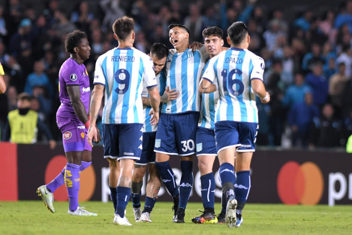 Racing le ganó a Aucas en el final por Copa Libertadores
