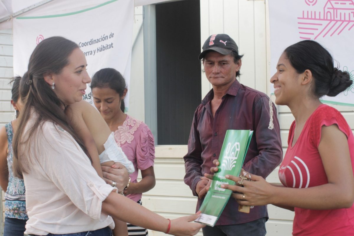 Regularización Dominial: familias obtuvieron su casa propia en el barrio Don Pedro 2 4 - Regularizacion Dominial 1 1 - 3