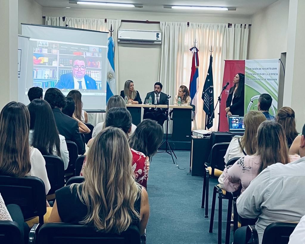 Comenzó la primera Maestría en Derecho Penal en Misiones