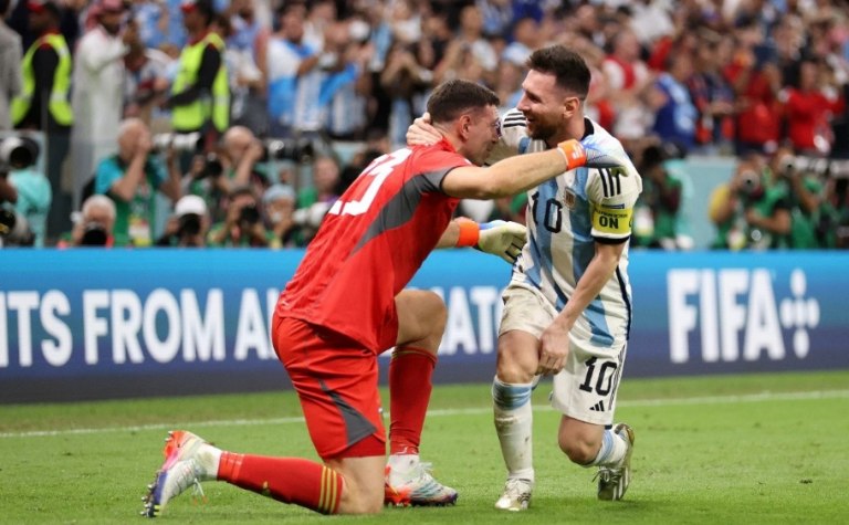 El presidente de la UEFA apuntó contra Messi y "Dibu" Martínez por los festejos del Mundial
