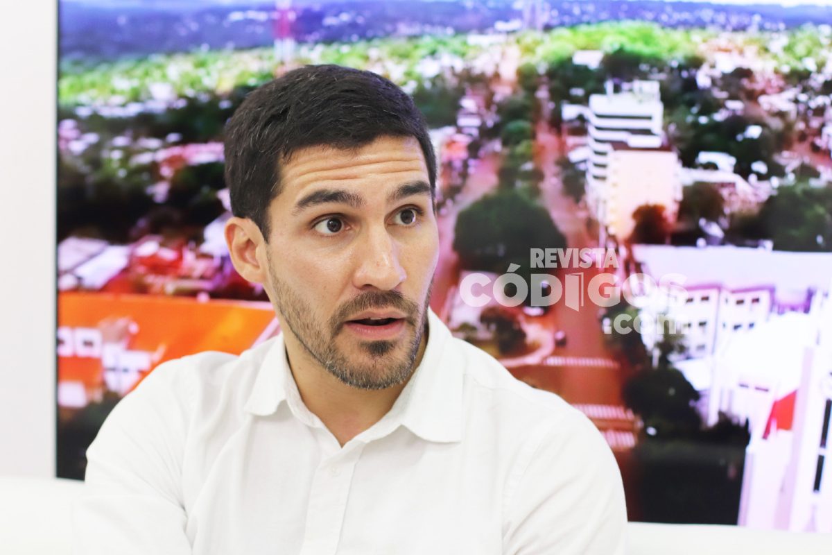 Nicolás Daviña: “Quiero aportar soluciones a Posadas desde el Concejo” 1 2 - nicolas davina 1 - 1