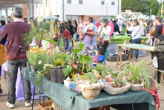 Abrieron las inscripciones para la Feria de Manos Productivas en Posadas 1 Abrieron las inscripciones para la Feria de Manos Productivas en Posadas