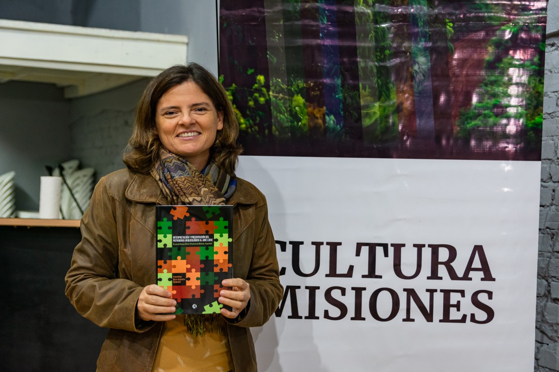 Alejandra Schmidt - 9