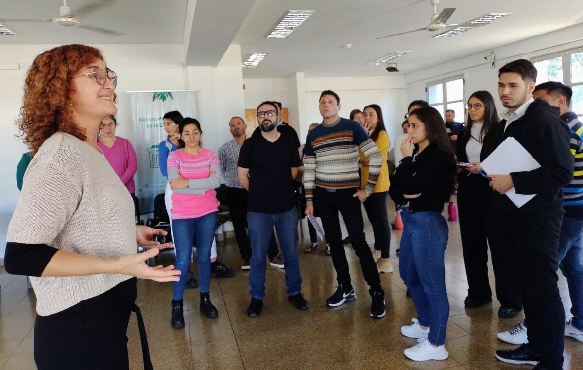 Trabajadores del sector turístico se capacitaron en liderazgo de equipos en Posadas