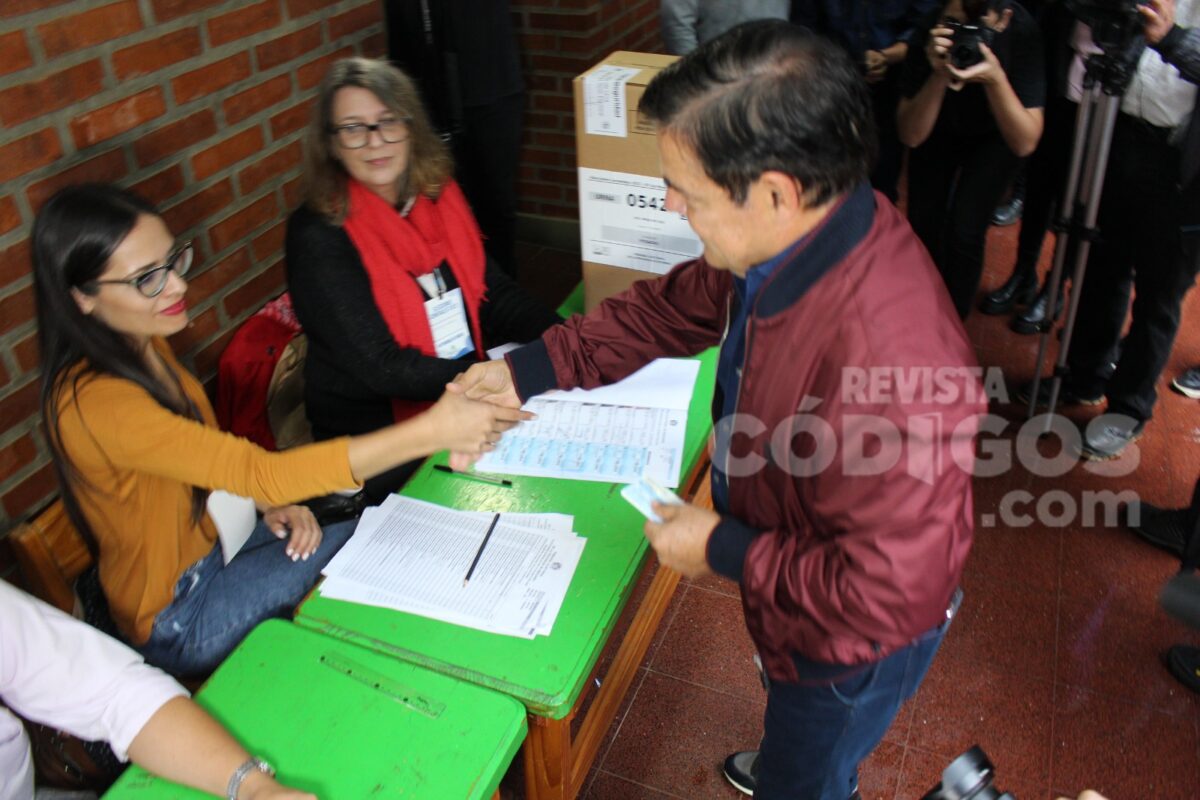 Elecciones Misiones 2023: votó Carlos Rovira