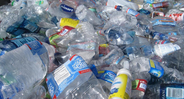 Greenpeace reclama a la ONU tomar medidas por la crisis de plástico