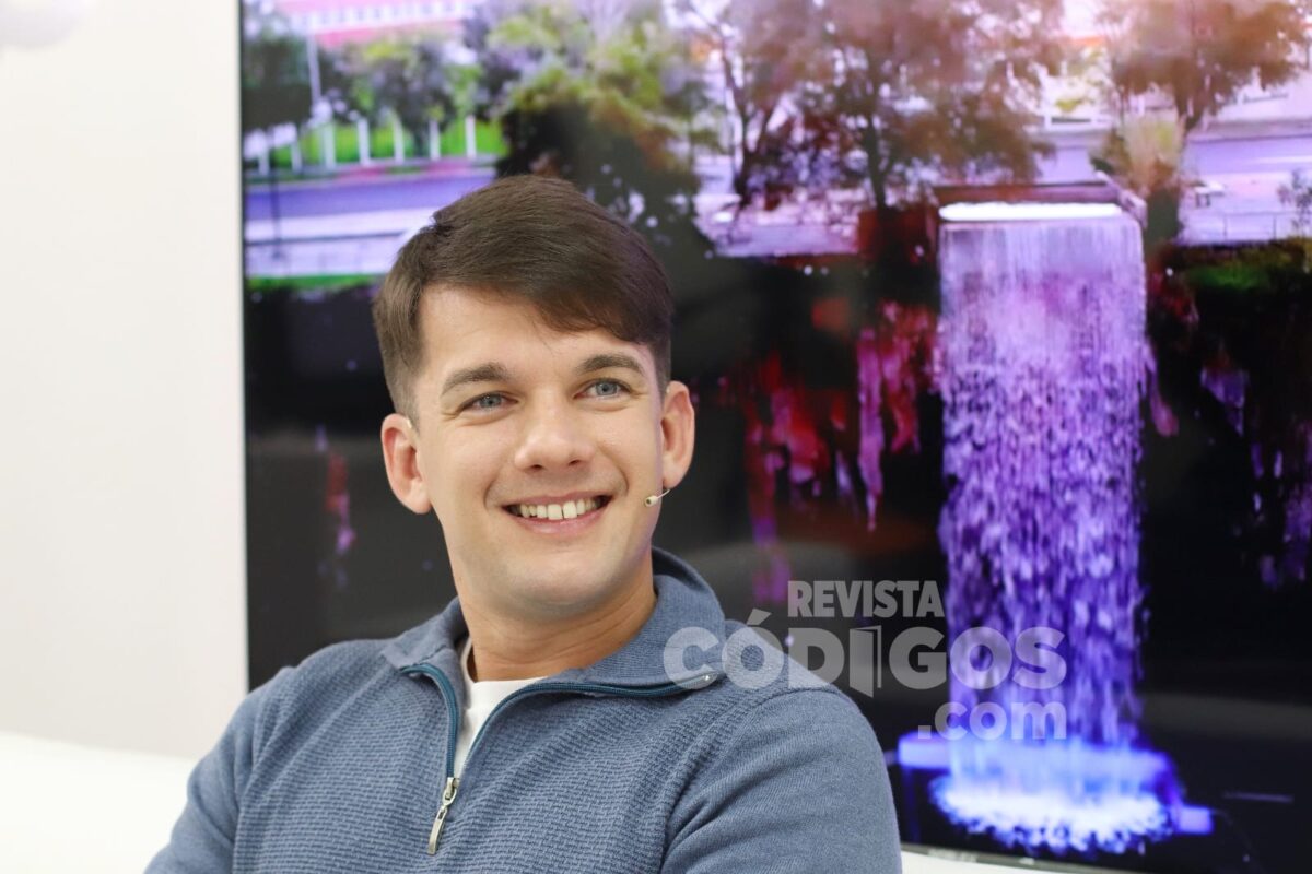 Lucas Romero Spinelli y Milva Carlino pasaron anoche por Códigos en la Tele 1 2 - lucas romero spinelli 1 - 1