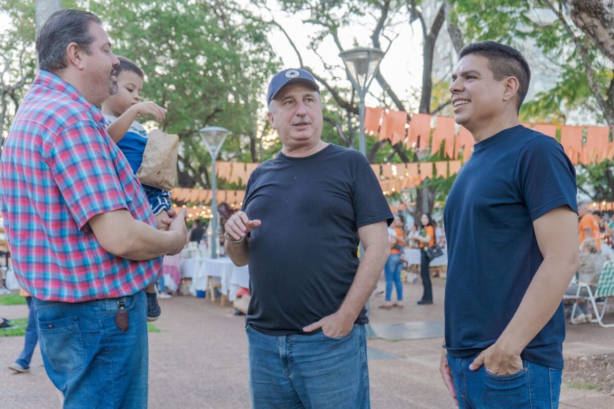 Meza y Passalacqua recorrieron la 3ra Feria Vida Saludable en el Parque Paraguayo de Posadas