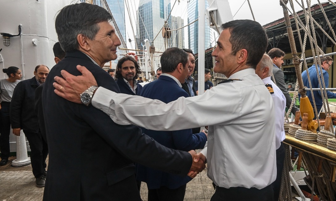 yerba en la fragata 2 - 5