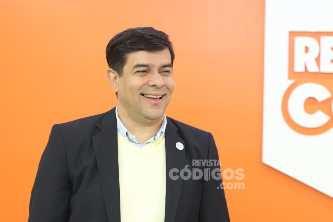 Martínez, Franco y Cabrera pasaron anoche por Códigos en la Tele 1 2 - Codigos en la Tele 9 - 1