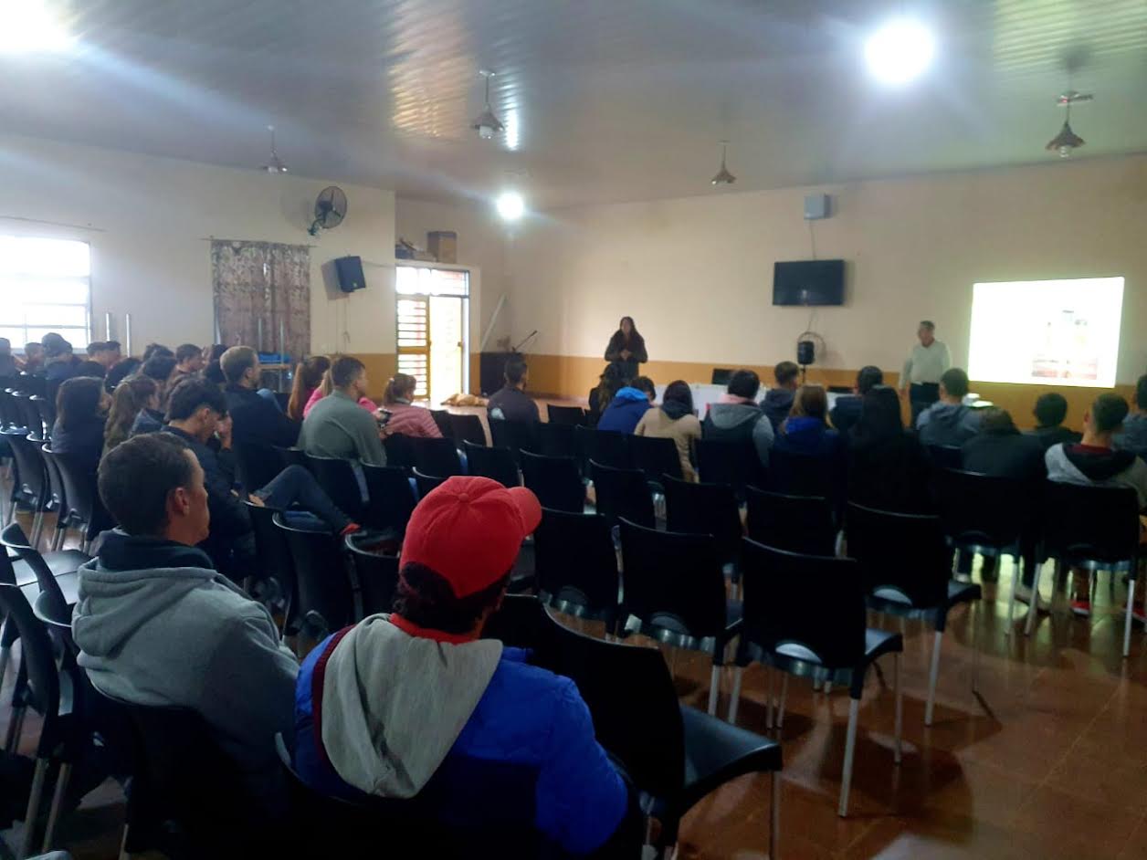 Comenzaron las capacitaciones para la prevención de heladas en frutales