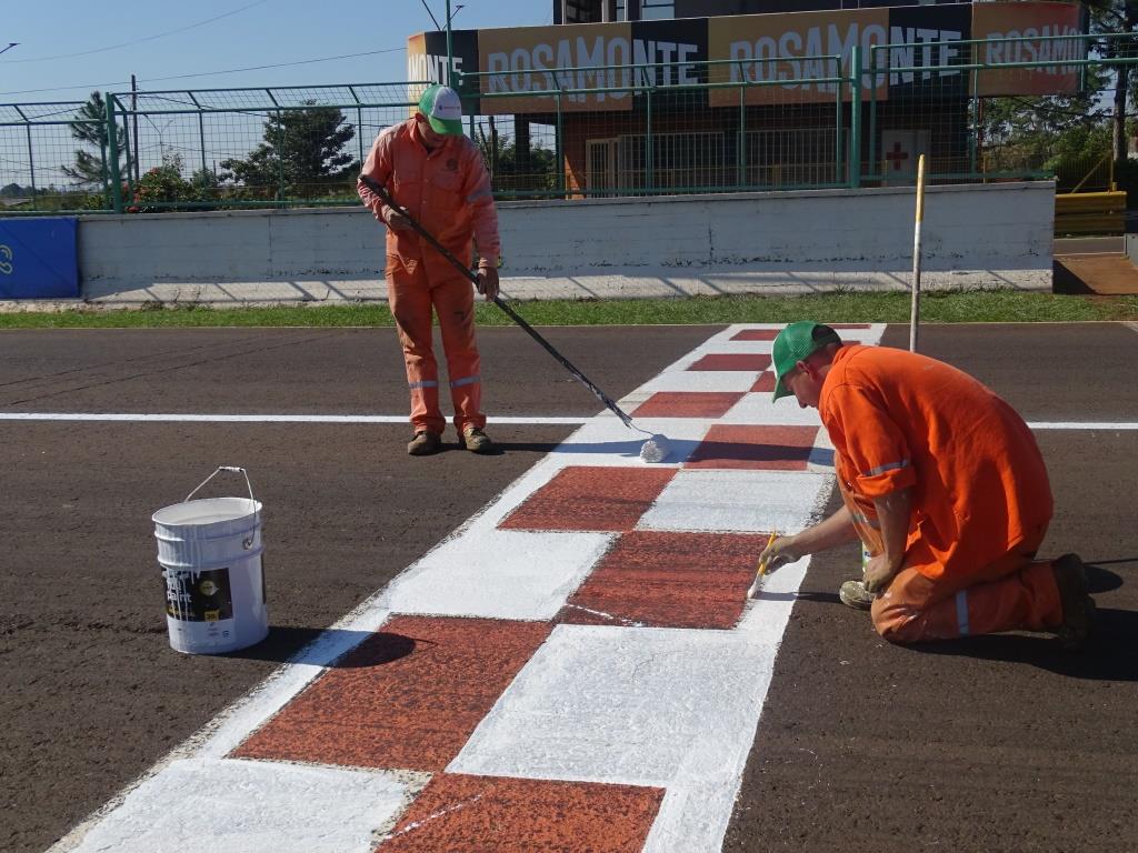 El autódromo Rosamonte de Posadas se prepara para recibir al Turismo Nacional 2 El autódromo Rosamonte de Posadas se prepara para recibir al Turismo Nacional