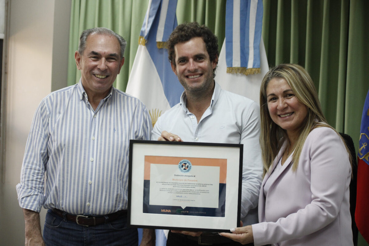 Posadas fue distinguida por su compromiso con la niñez y la adolescencia