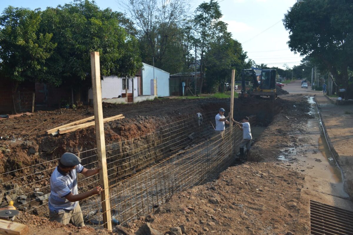 Concretan obras de mejoras hidráulicas benefician a 300 familias de la chacra 96 de Posadas