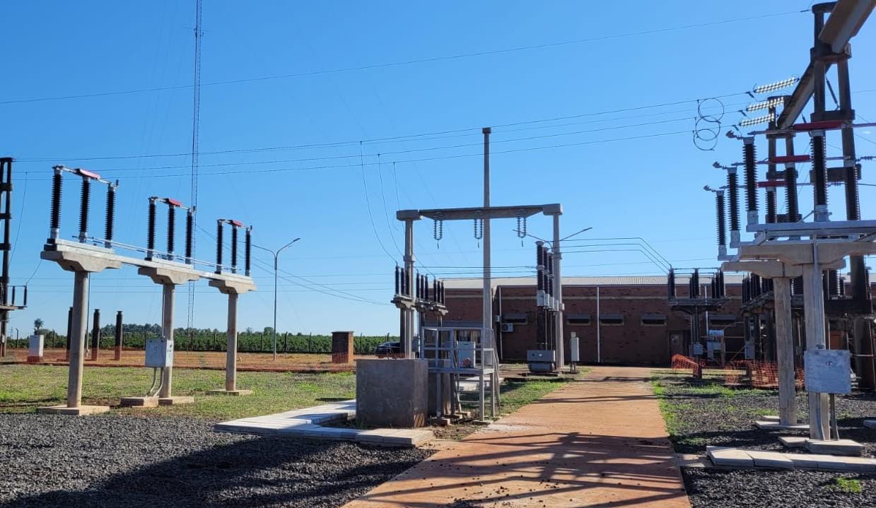 Nuevo transformador aumentará en un 150% la capacidad energética de Apóstoles 5 Nuevo transformador aumentará en un 150% la capacidad energética de Apóstoles