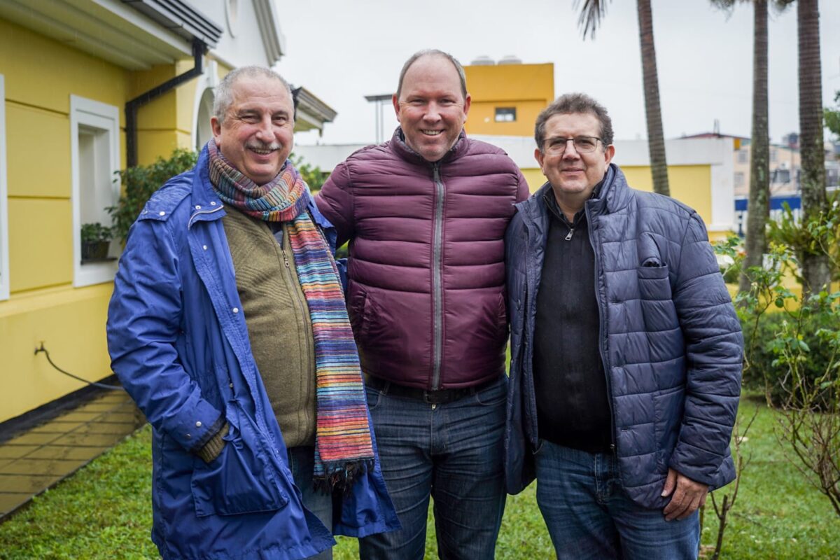 Passalacqua y Vancsik acompañaron a empresarios madereros de San Vicente 2 4 - Passalacqua 3 - 3