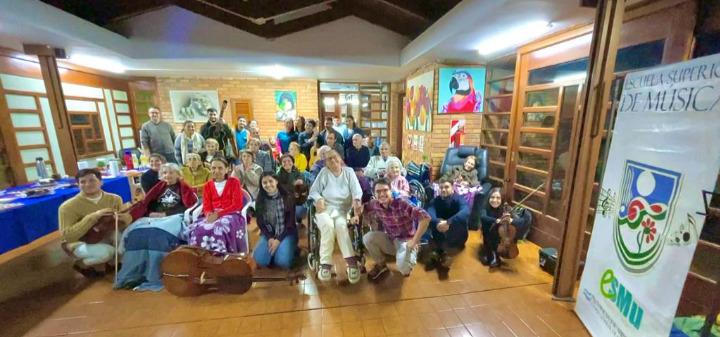 Estudiantes de la ESMU realizaron el proyecto anual de intervención artística