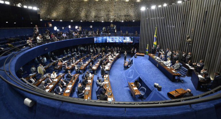 Brasil: aprobaron la ley que establece la igualdad salarial entre hombres y mujeres