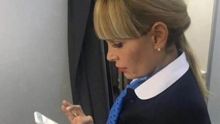 azafata-aerolineas-argentinas