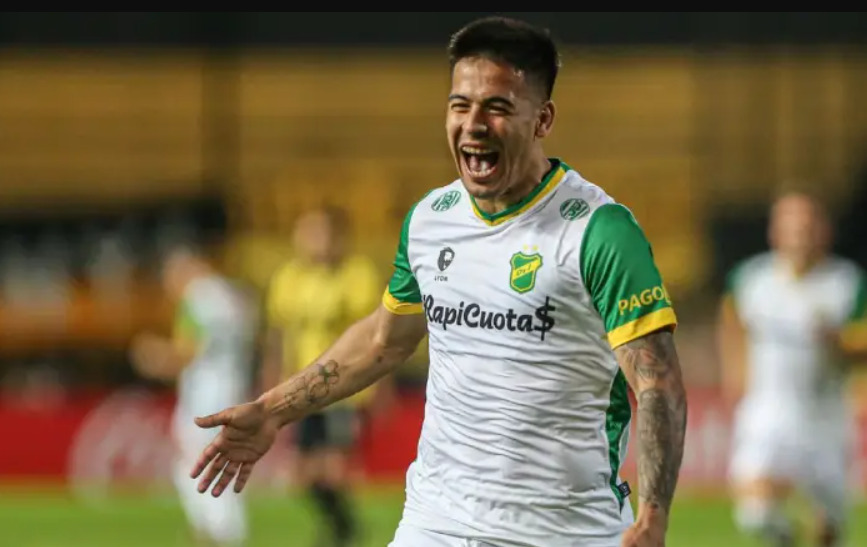 Sudamericana: Defensa y Justicia goleó a Peñarol