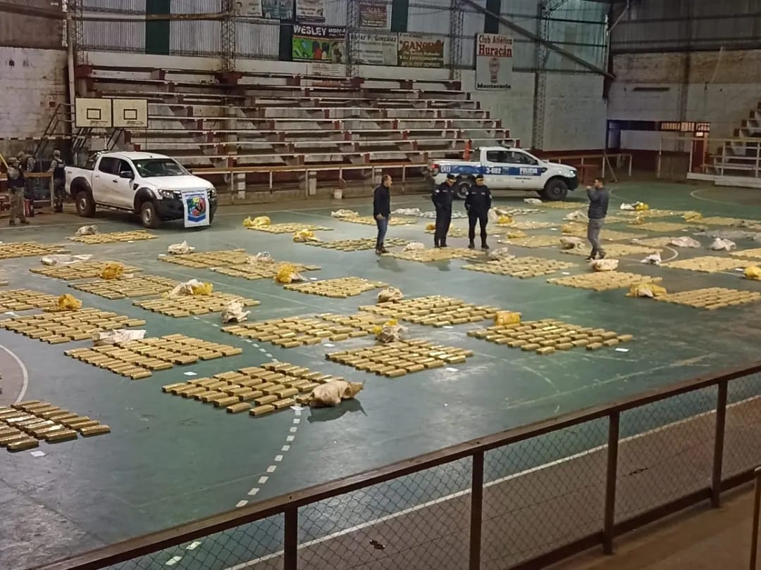 En menos de 24 horas, la Policía secuestró más de 3 toneladas de droga valuada en $1.500 millones