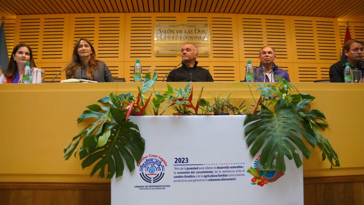 La Legislatura misionera promueve el diálogo sobre el futuro agrícola en el Conversatorio 