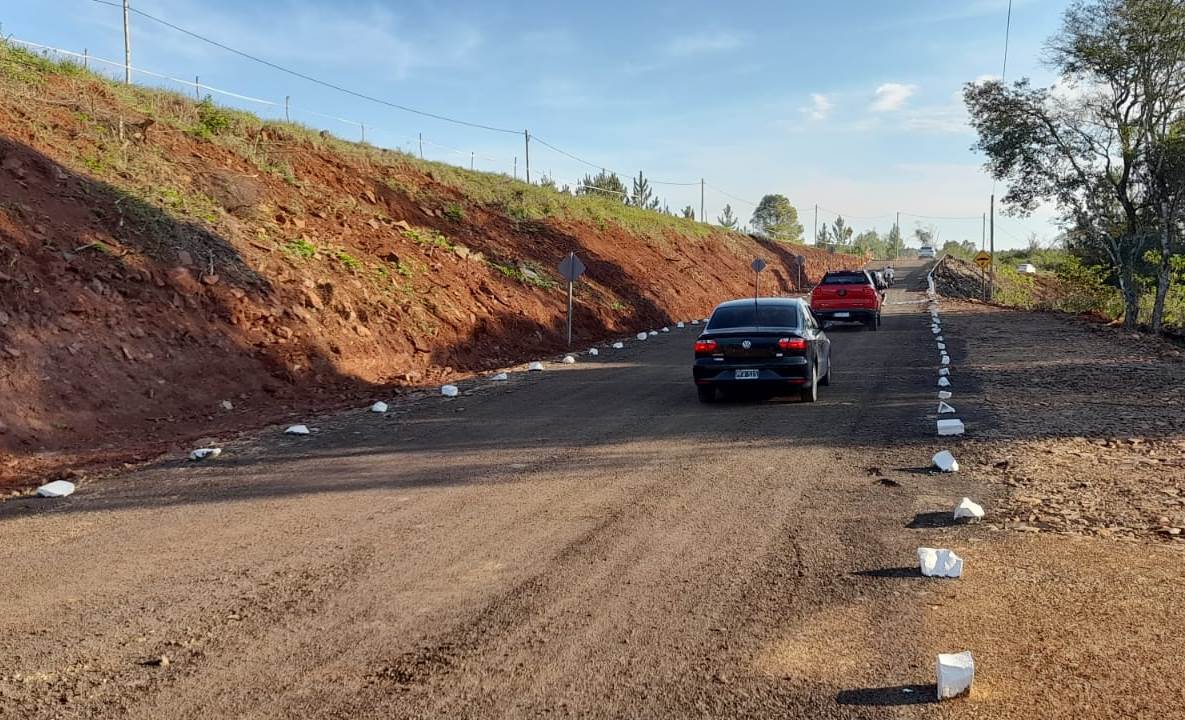 Habilitaron paso provisorio sobre el arroyo Tabay para vehículos de hasta 20 toneladas