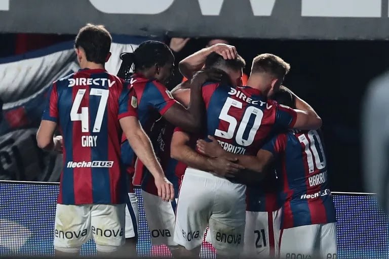 San Lorenzo venció a Central y acortó distancias con River